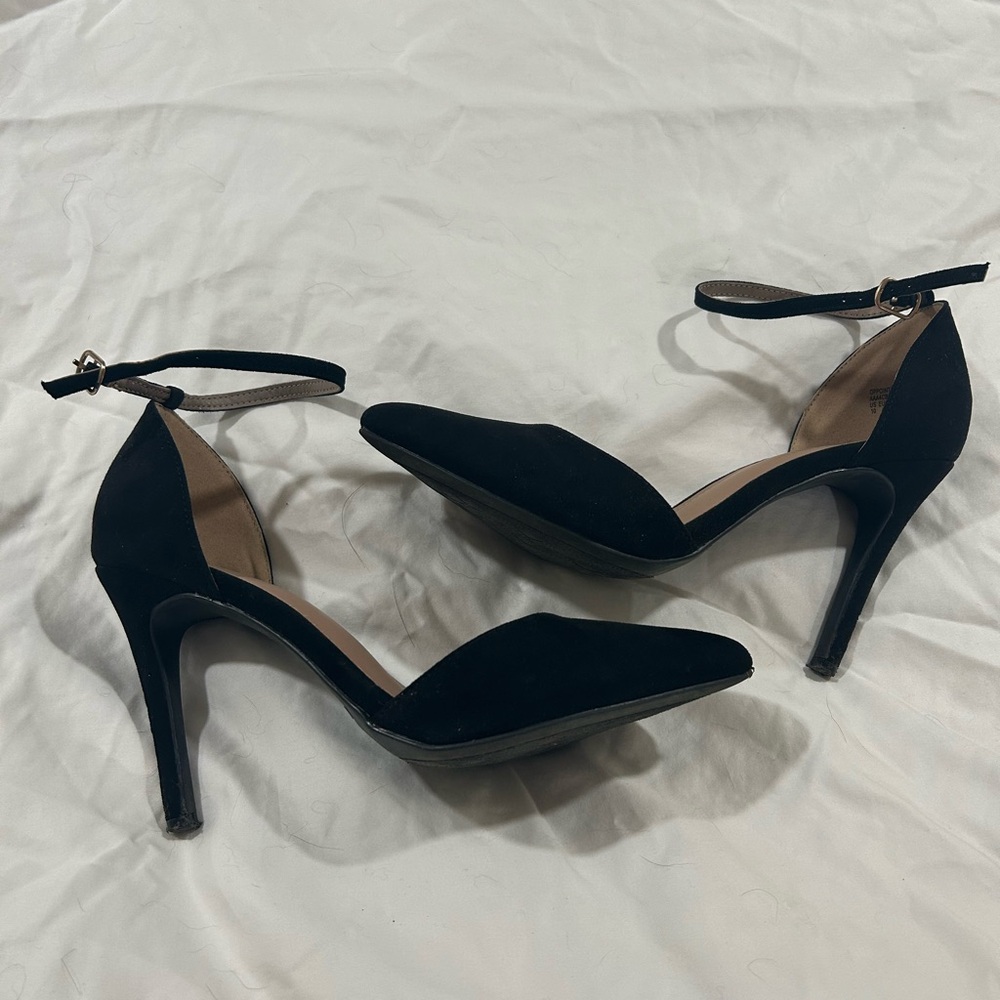 Dream Pairs Black Ankle Strap Heels